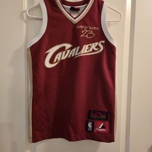 Majestic NBA Lebron James Cavaliers Kids 10/12 Red Basketball Jersey